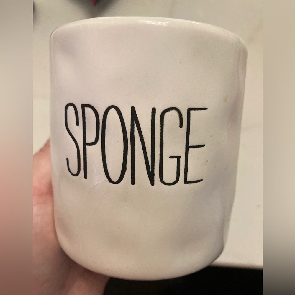 Rae Dunn Sponge Holder